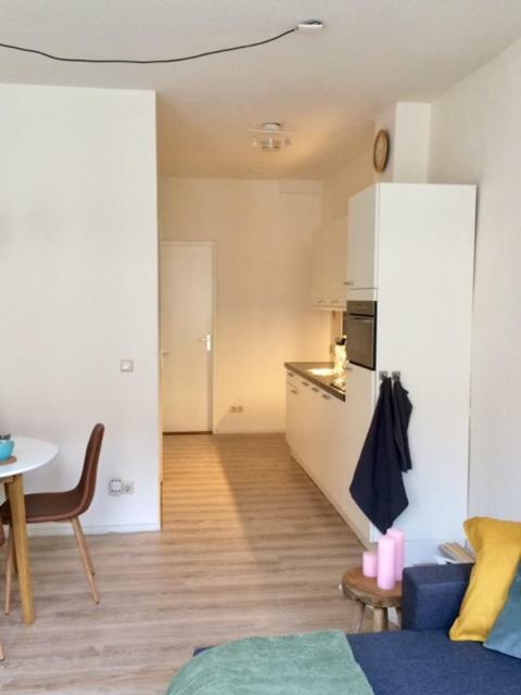 City Centre Apartment Бреда Екстер'єр фото